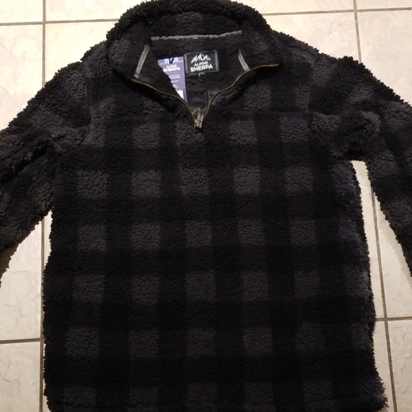 1 NEW Men's Cozy Alpine Sherpa Pullover - Picture 2 of 5